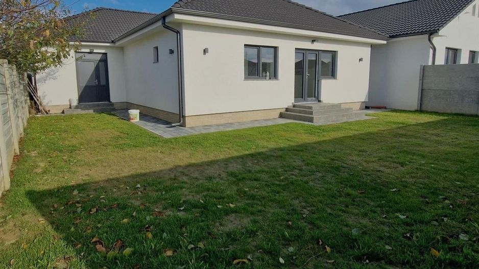 Casa moderna in Santandrei - Poză 3