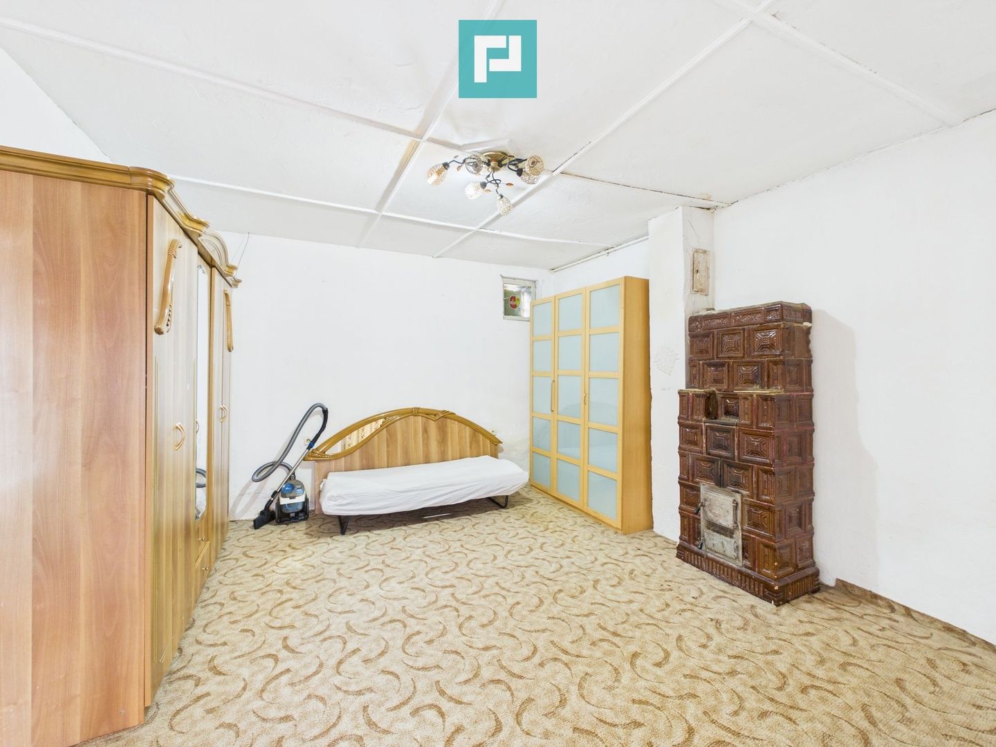 Casă cu 7 camere, teren generos in  Vladimirescu - Poză 3