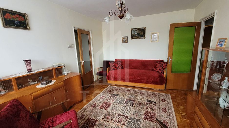 🏡 Apartament 2 camere cu balcon, etaj 1, – Zona Cedonia, Sibiu - Poză 1