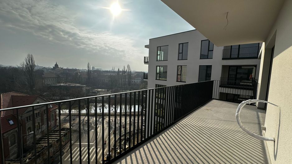 New apartment 2 bedrooms  with underground parking - Poză 5