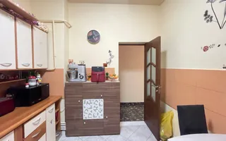 Apartament 3 camere | Etaj 2 | Zona centrala - Poză 13