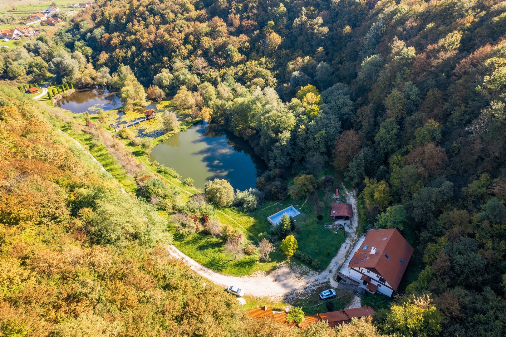 Domeniu în satul Căprioara - Poză 5