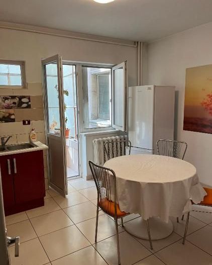 De Inchiriat Apartament 4 camere Universitate - Rosetti sector 2 - Poză 11