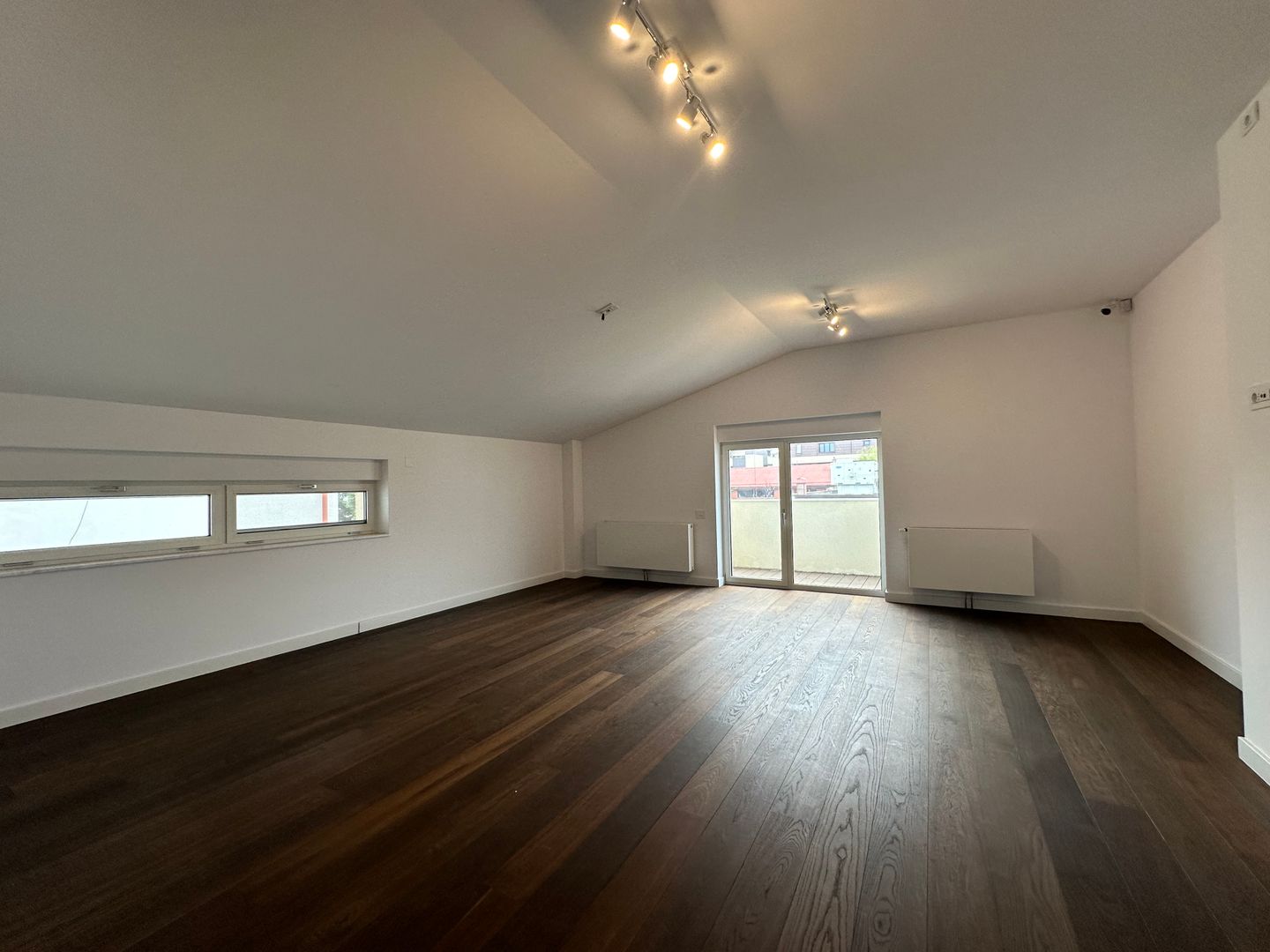 Vilă cu grădină privată în Herăstrău | 282 mp utili | 7 camere - Poză 10