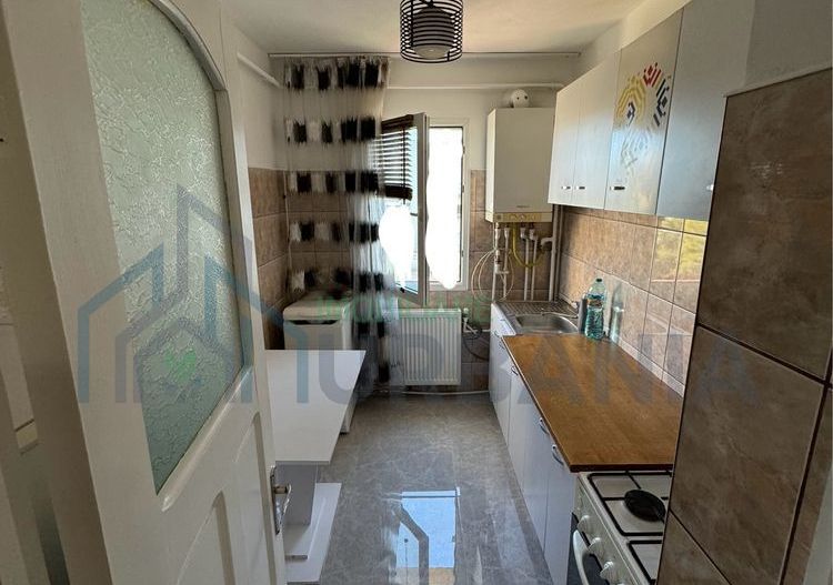 Apartament 50 mp, zona centrală, Bulevardul Primăverii, Iași – aproape Podu Roș, Pallas, vis-a-vis de Serviciul Pașapoarte - Poză 1