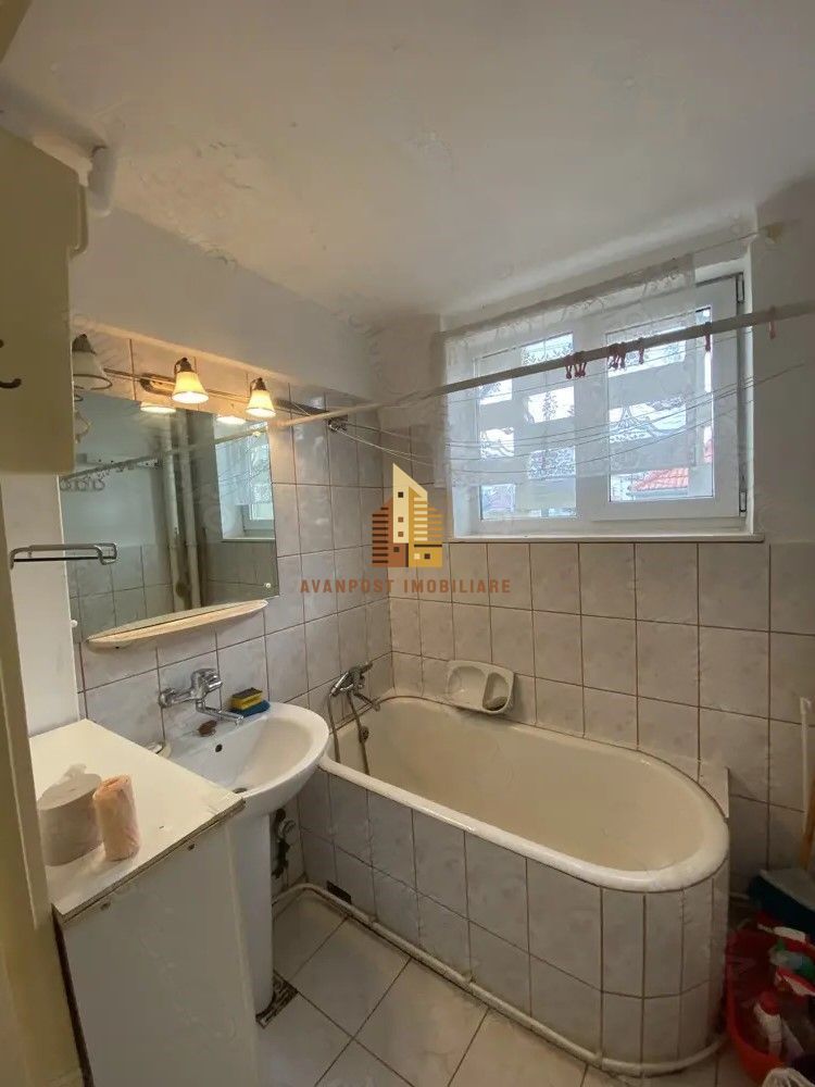 | Apartament cu 3 camere de vanzare | Cartierul Grigorescu | Etaj 1| - Poză 6