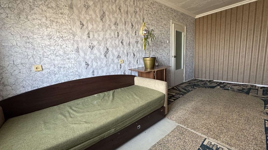 Se vinde apartament vizavi de parc - Poză 4