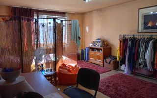 Casa cu 2 corpuri de cladire | zona 7 Noiembrie - Poză 7