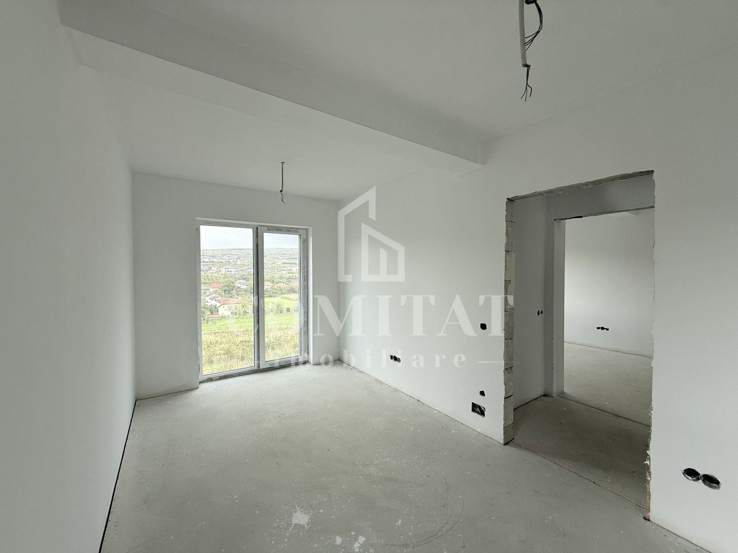 Casă individuală cu 699 teren la preț bun Chinteni - Poză 11