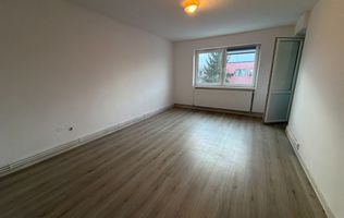 Garsonieră decomandată zona lenin 30 MP str sporturilor