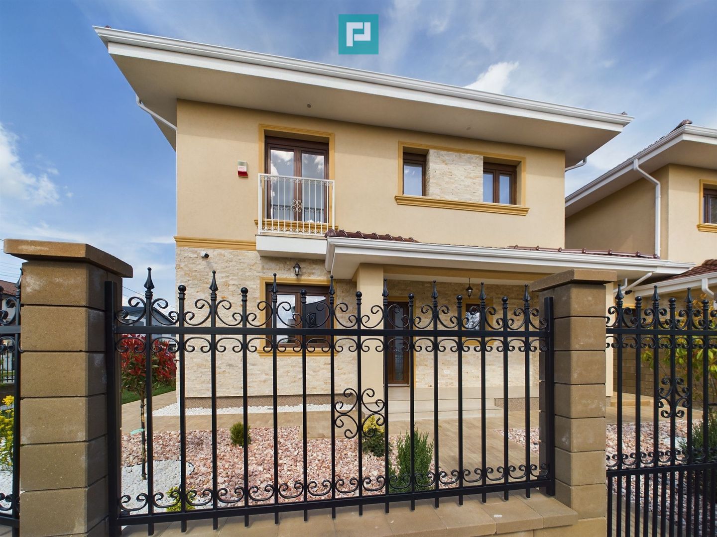 Casă tip duplex Dumbrăvița despărțit prin spațiu tehnic - Poză 2