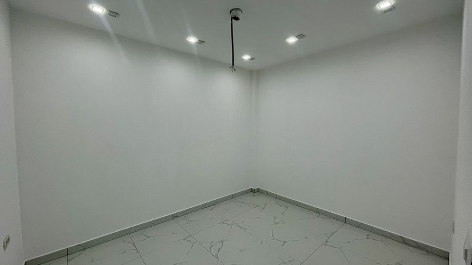 Spațiu Comercial P+Demisol | Vitrină Stradală | Radauti - Poză 13