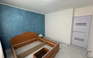 Vanzare apartament cu 3 camere, zona Micro 21, suprafata 76 mp. - Poză 2