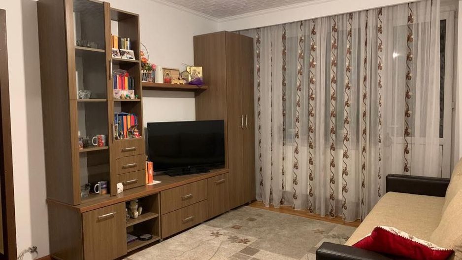 Vanzare Apartament Craiovei - Poză 2
