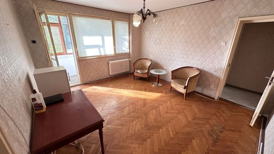Apartament 3 camere de vânzare – Crângași | Etaj 1 | 2 balcoane A265 - Poză 1