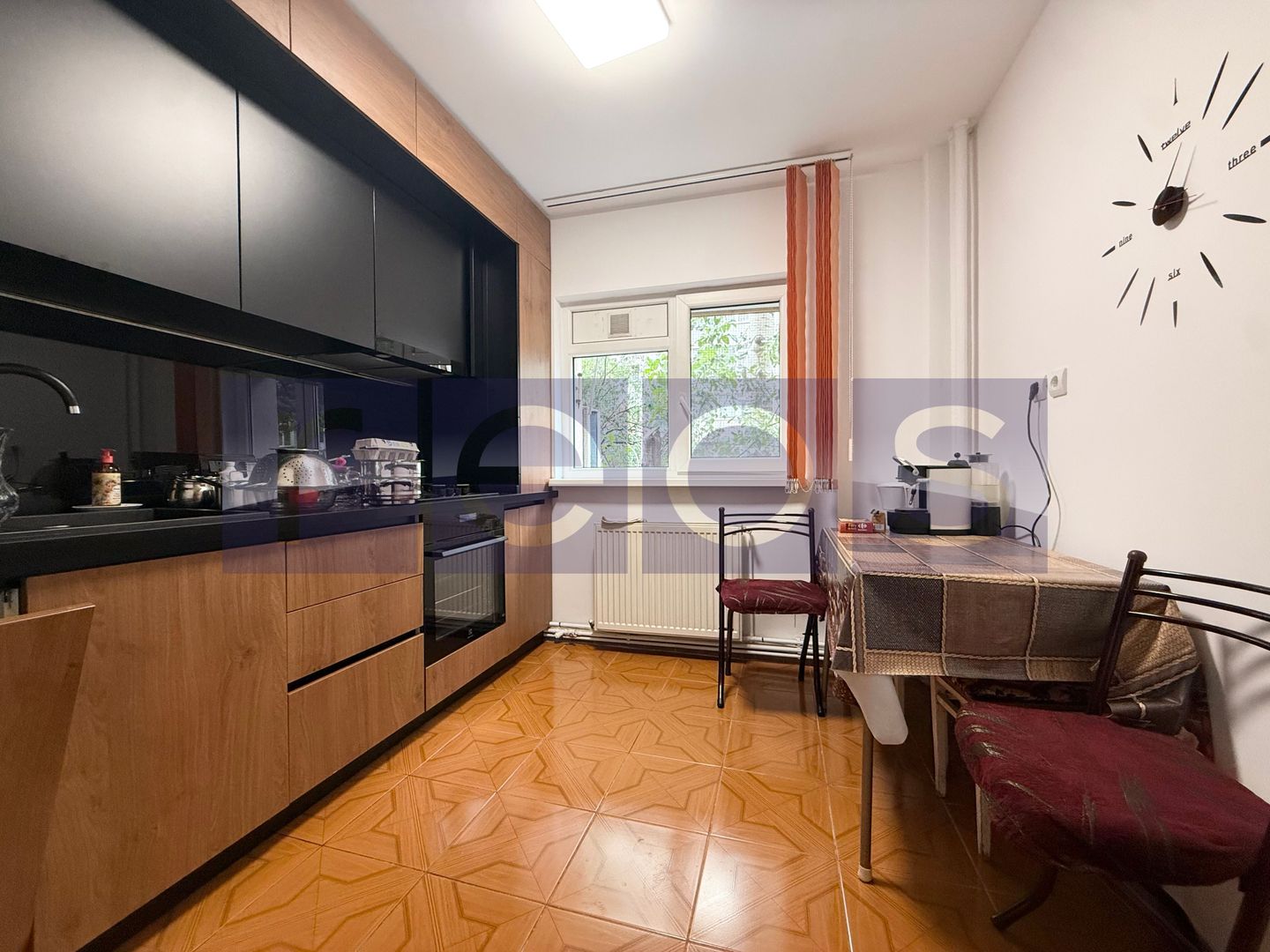 VÂNZARE 3 CAMERE | ZONA TITAN-OZANA | CENTRALA PROPRIE | 2 BĂI - Poză 10