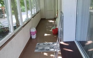 Apartament cu 3 camere de inchiriat-str Suceava-Cartierul Dambu - Poză 7