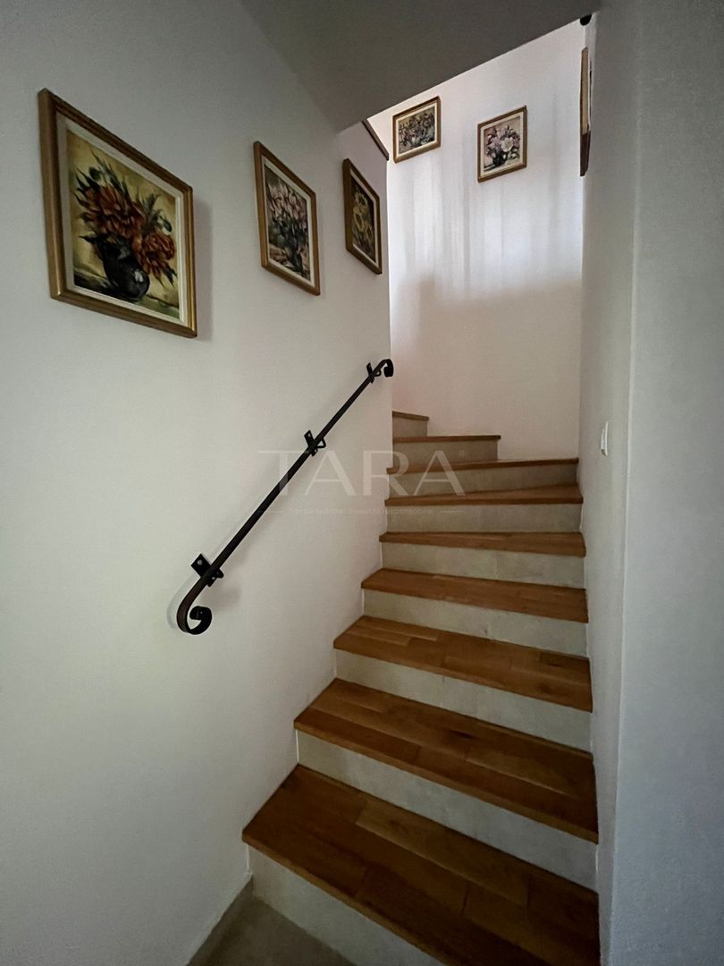 Casă Deosebită în Zona Gruia - Poză 2