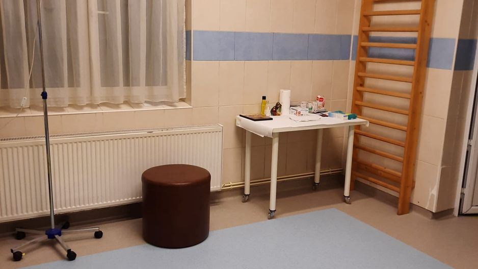 Proprietate versatilă, ideală pentru activități sociale, medicale sau - Poză 12