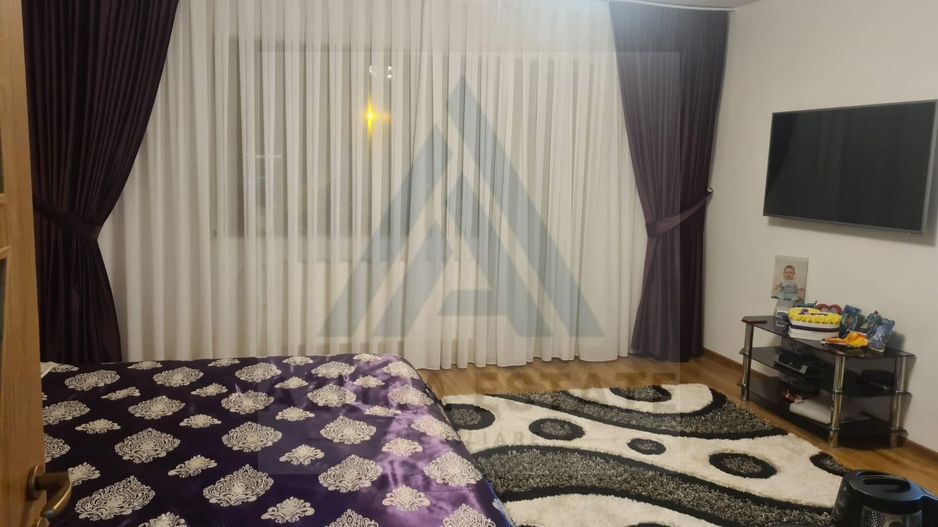 Case moderne x 2 cu 315 mp utili impreuna si teren 500 mp in Terezian - Poză 8