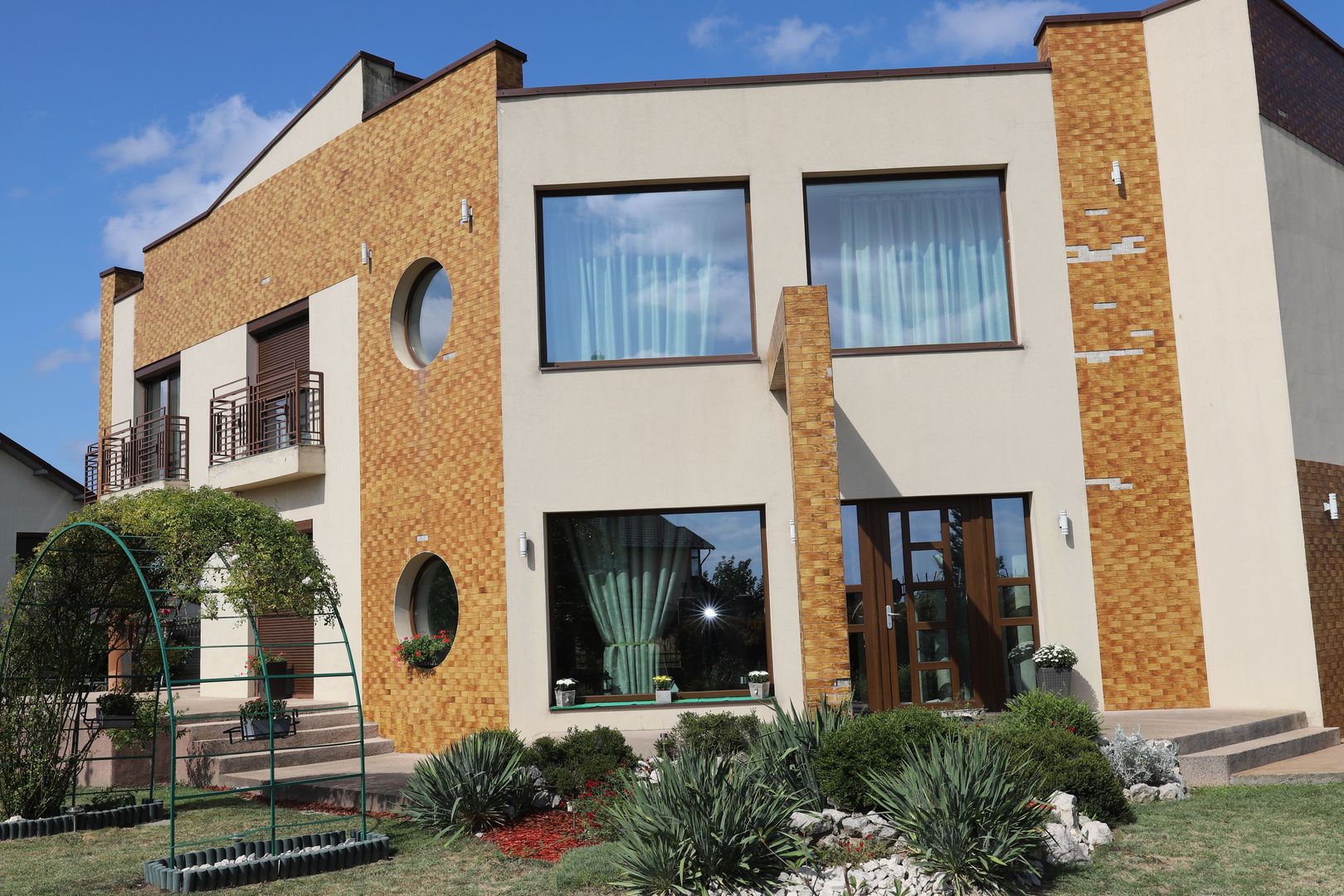 Vila Albota , persoana fizica - Poză 9