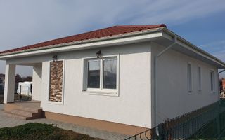 Casa dintre lacuri, Crevedia, cartier nou. - Poză 16