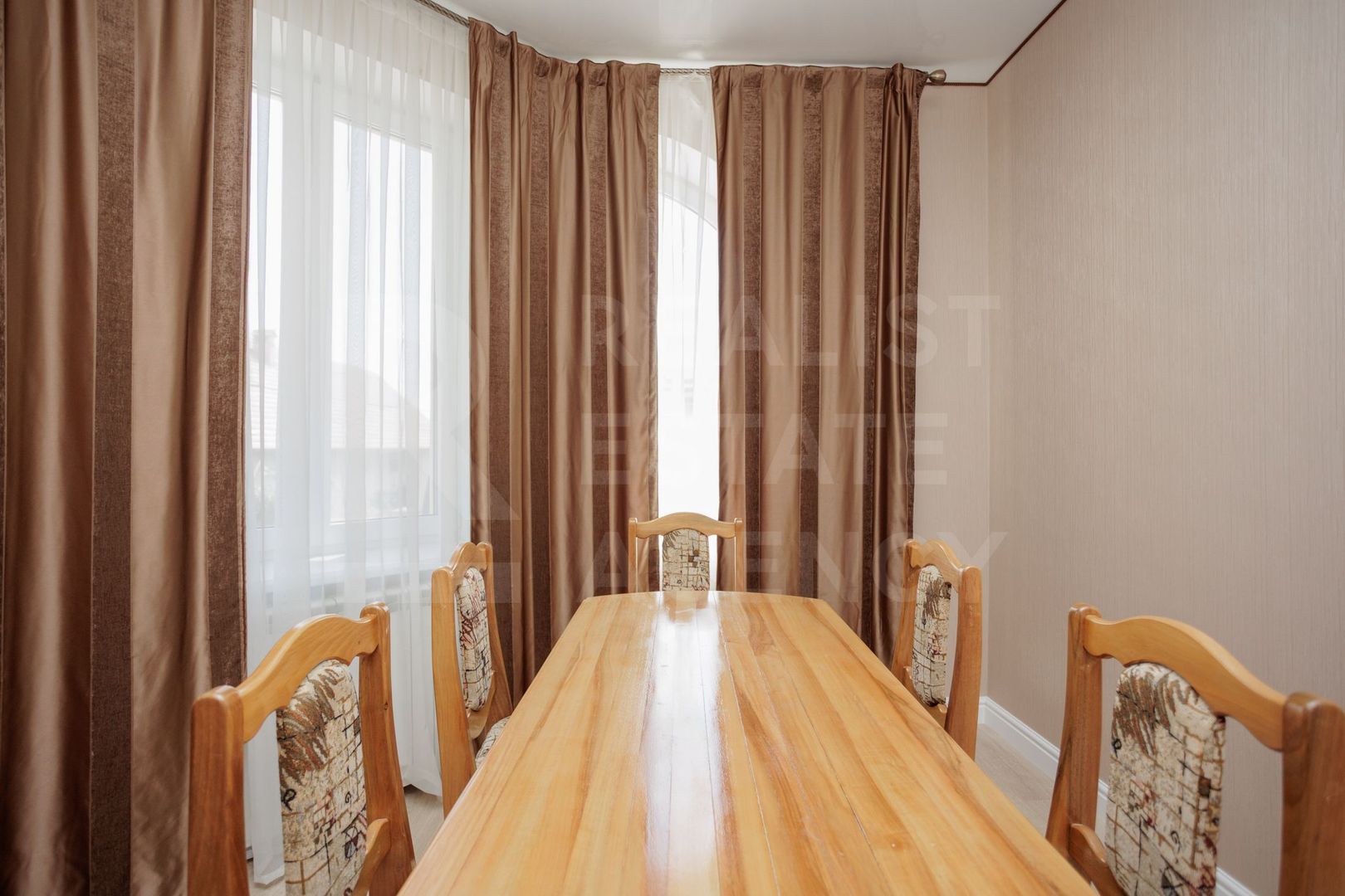 Vânzare, casă premium 255 mp, str. Eugeniu Păpușoi, Botanica - Poză 40