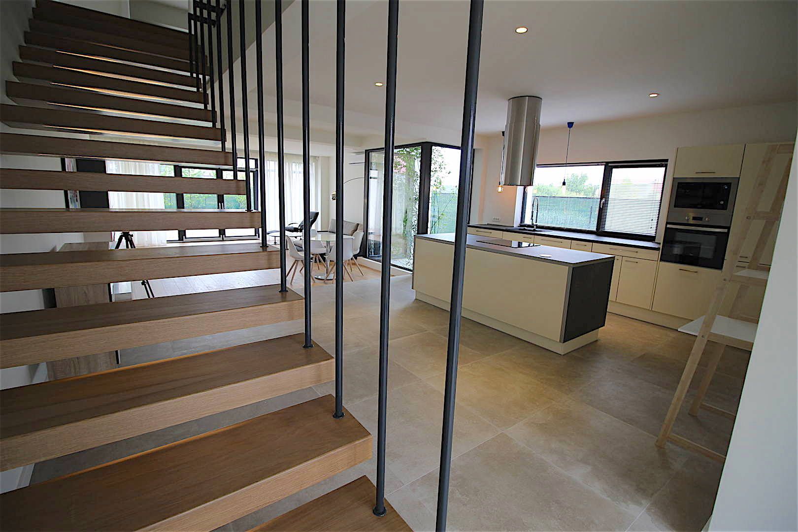 Casa de inchiriat - Poză 15