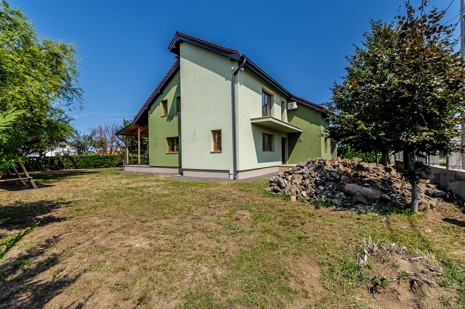 REDUCERE Casă nouă, spațioasă, în cartierul rezidențial din Curtici - Poză 4