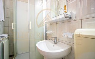 Apartament spațios cu 3 camere, 2 băi și 3 balcoane – zona FAR, bloc 2003 - Poză 10