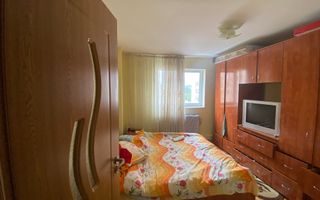 APARTAMENT 3 CAMERE, ETAJ 4, BLOC TURN. - Poză 4