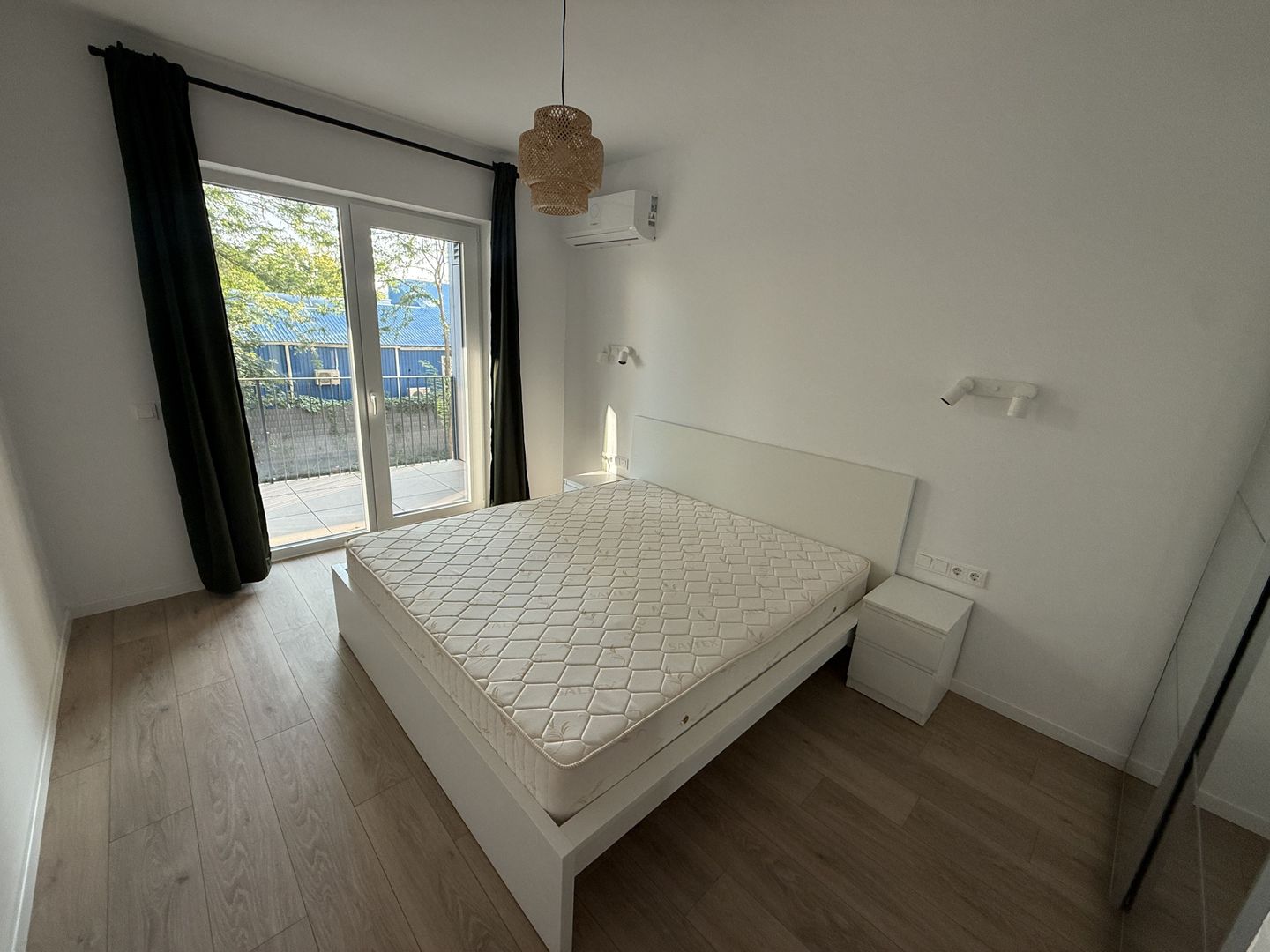 AP. 2 CAMERE- QUARTIER AZUGA, PARCARE SUBTERANA, CENTRALA, BLOC NOU - Poză 3