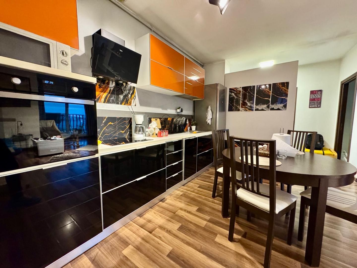 COSMOPOLIS - Apartament cu 2 camere, mobilat si utilat. - Poză 6