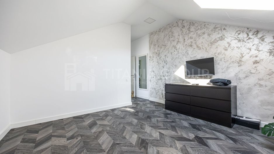 Vila 5 dormitoare | Pensiune | Proprietate versatilă în Marcus, Brașov - Poză 11