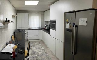 De vanzare 4 camere -Complet utilat/mobilat-Manastur +250 mp terasa - Poză 5