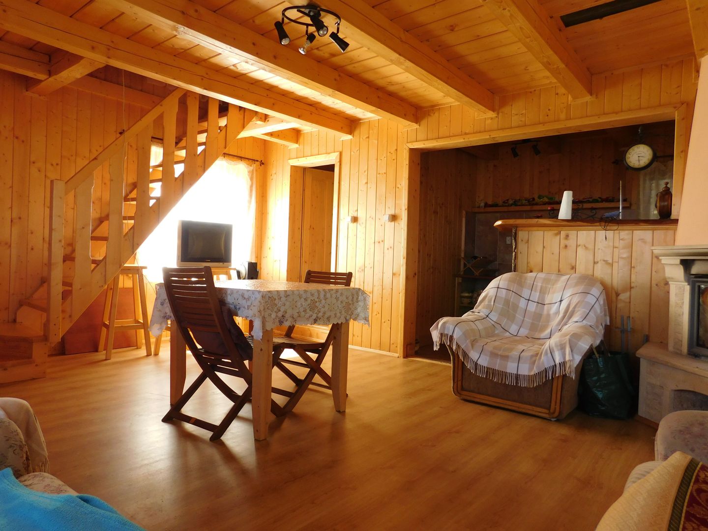 Casă de vacanta de vanzare, in Marisel, langa Cabana Motilor - Poză 31