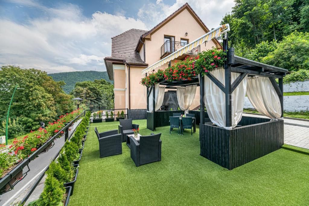 Apartament 3 camere, 129 mp utili – Calea Poienii, vilă elegantă - Poză 1