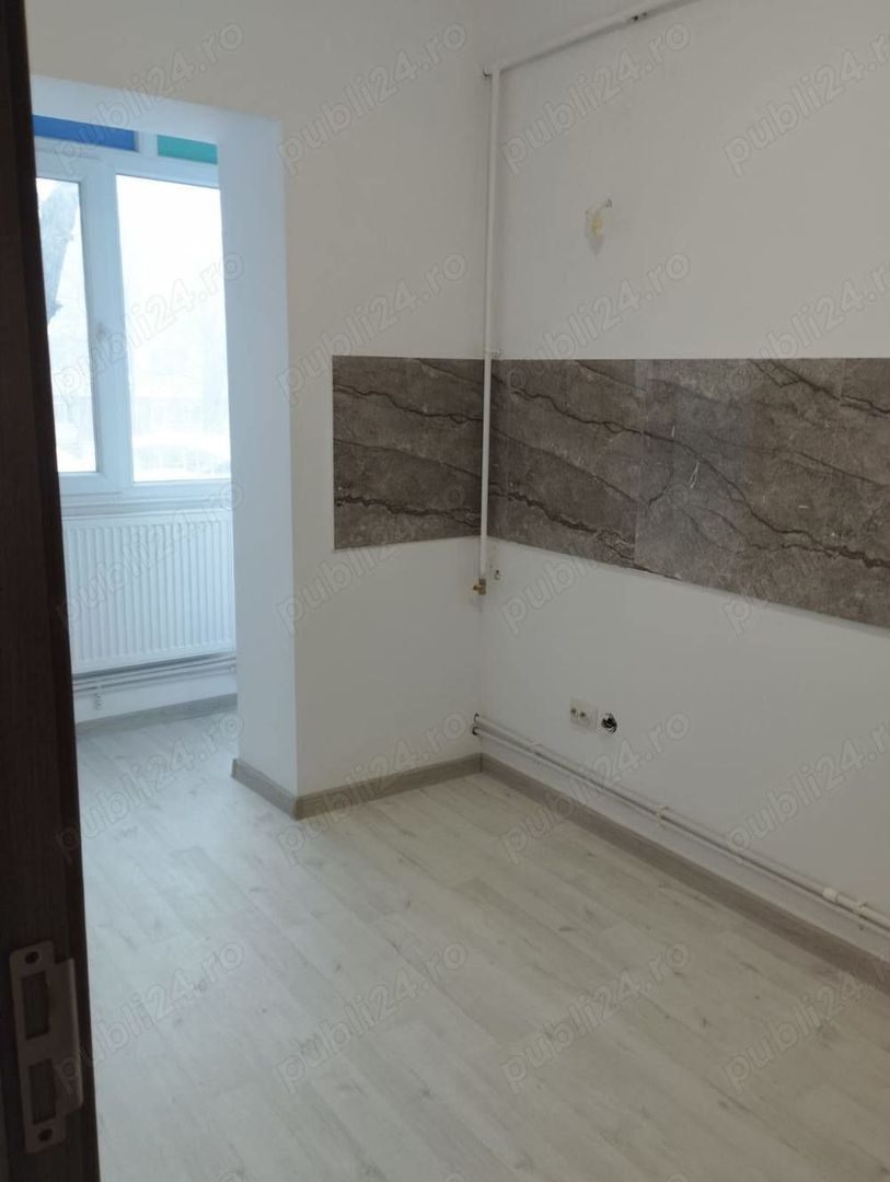 3 camere, decomandat, etaj 2, renovat, Micro 39 - Poză 3