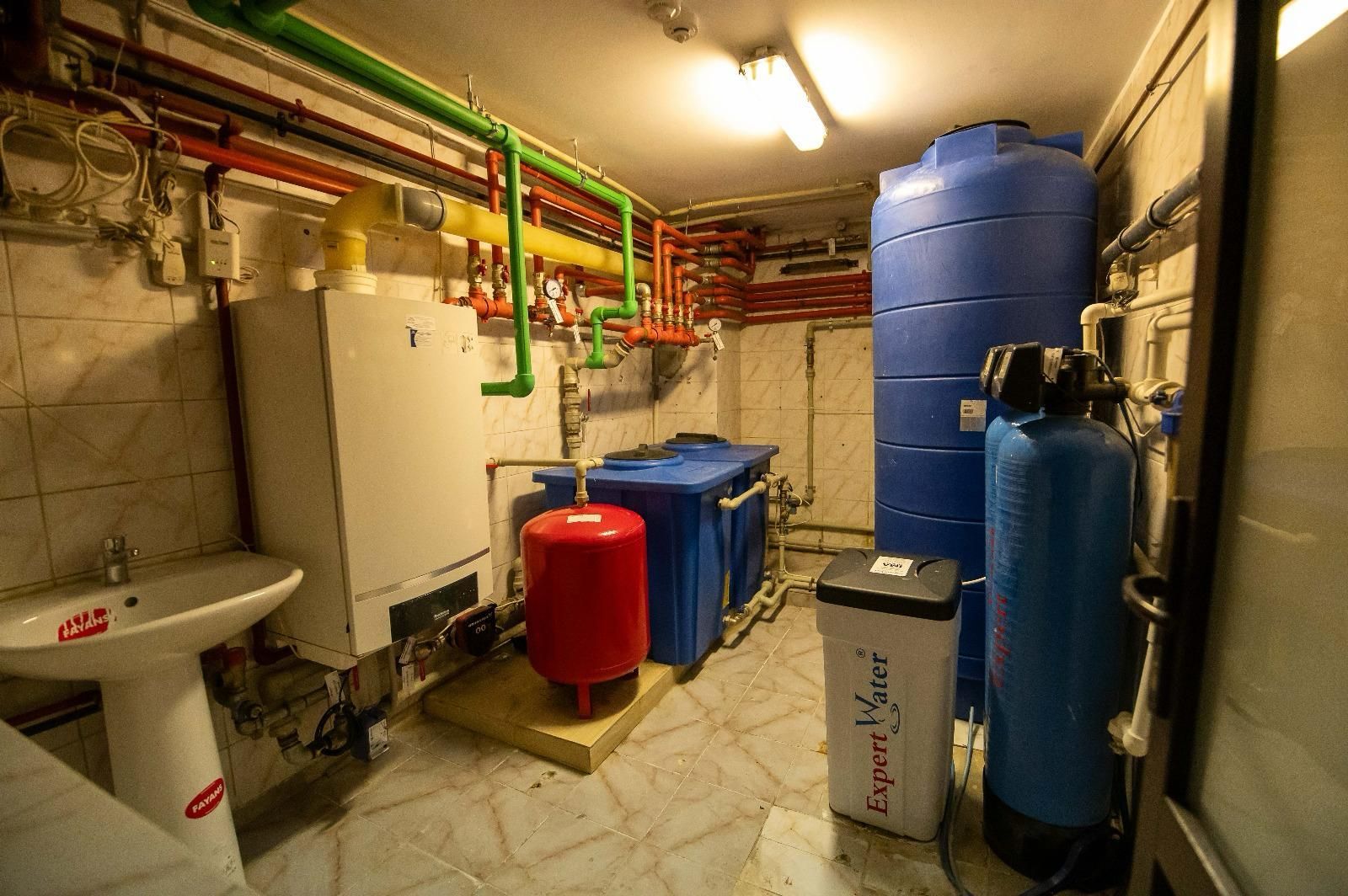 Imobil 28 CAMERE pretabil CAMIN BATRANI- GRADINITA-CLINICA MEDICALA - Poză 16