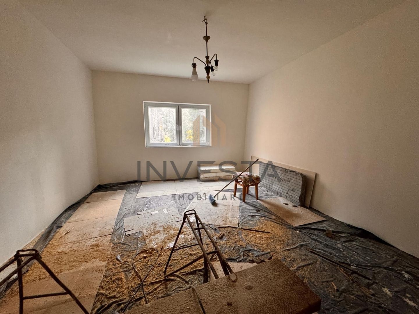 Casa zona centrala -in apropiere de The Office - teren 582 mp - Poză 4