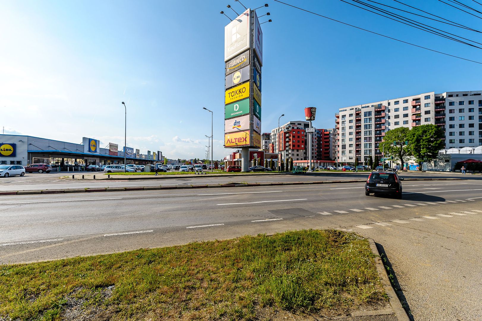 Apartament 3 camere renovat - zona Banu Mărăcine - Poză 7