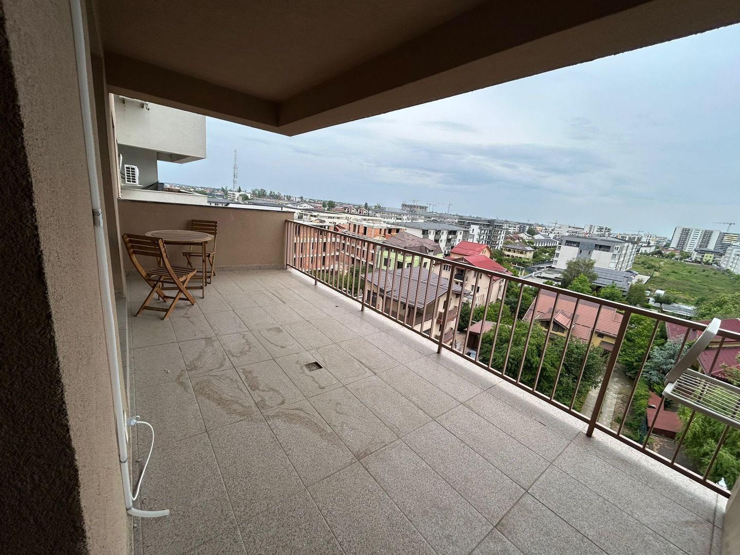 Garsoniera de inchiriat loc parcare inclus Parcul Teilor - Poză 3