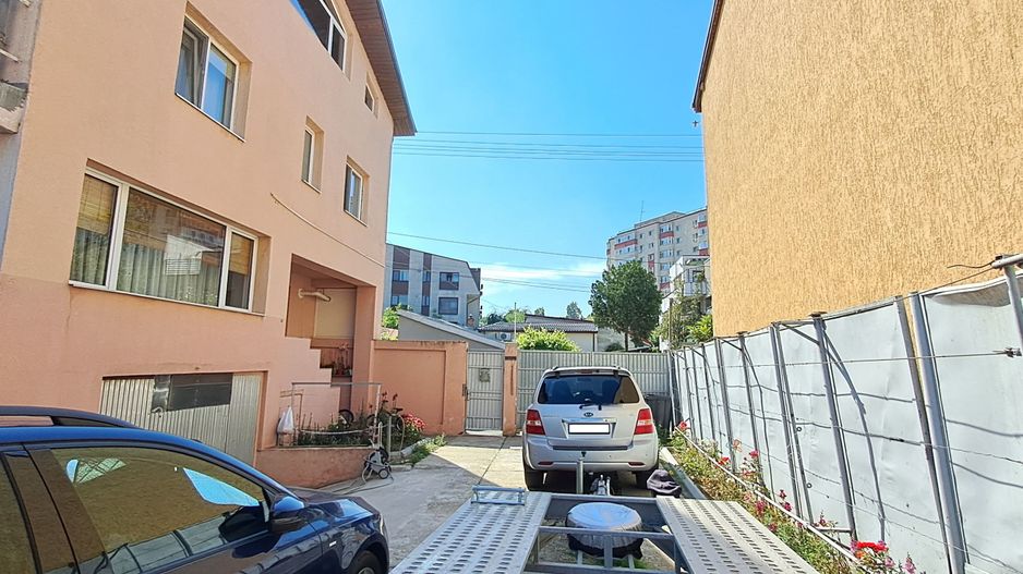 Brancoveanu, casa S+P+1Et+M, 260 mp utili, garaj subteran, adapost ALA - Poză 3