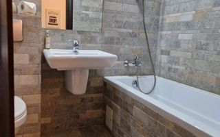 Închiriez apartament 2 camere, Mihai Bravu - Vitan, loc de parcare - Poză 7