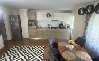 Apartament. 3 camere, 74 mp, zona Mc Donalds - Poză 2