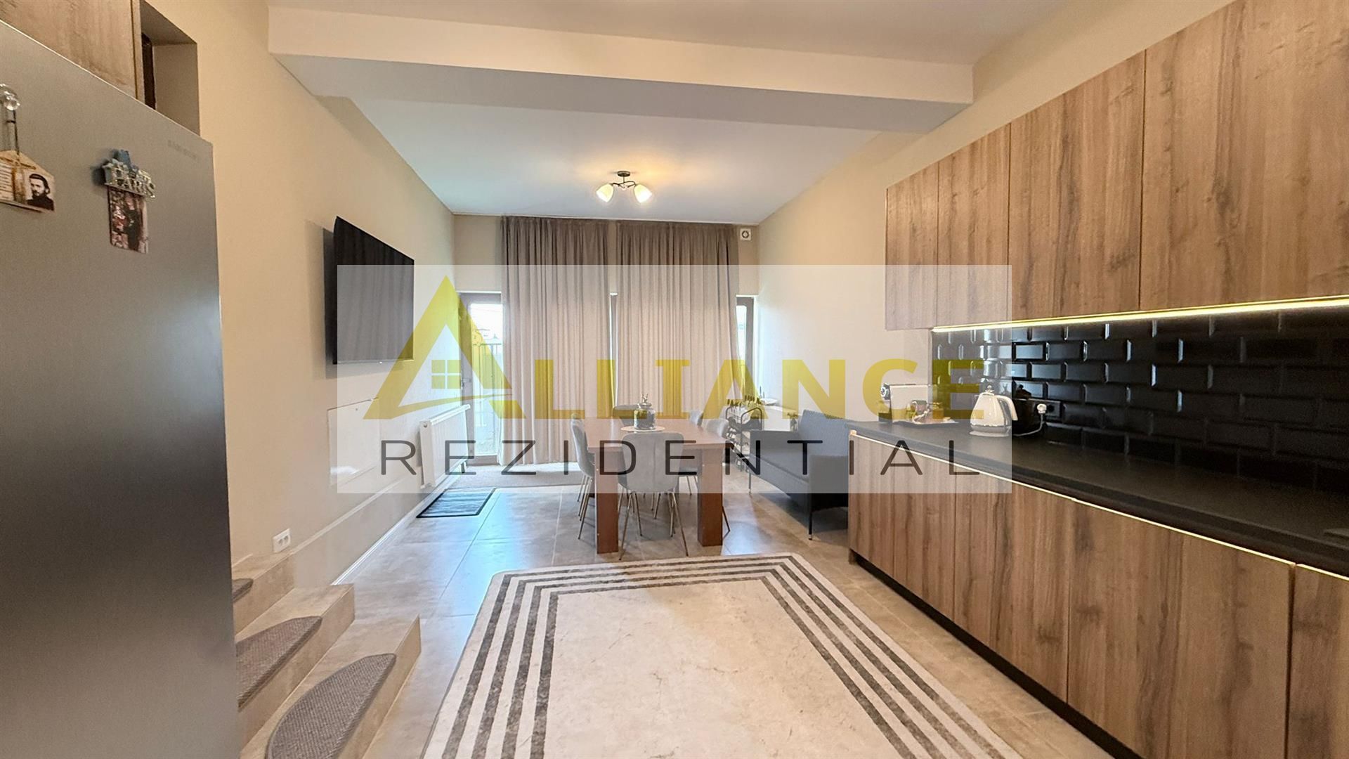 Casa Individuala - 5 camere - 3 bai - 450mp teren - Poză 2