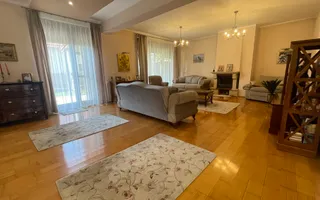 Casa eleganta si luminoasa, situata in zona de case - Mehala - Poză 11