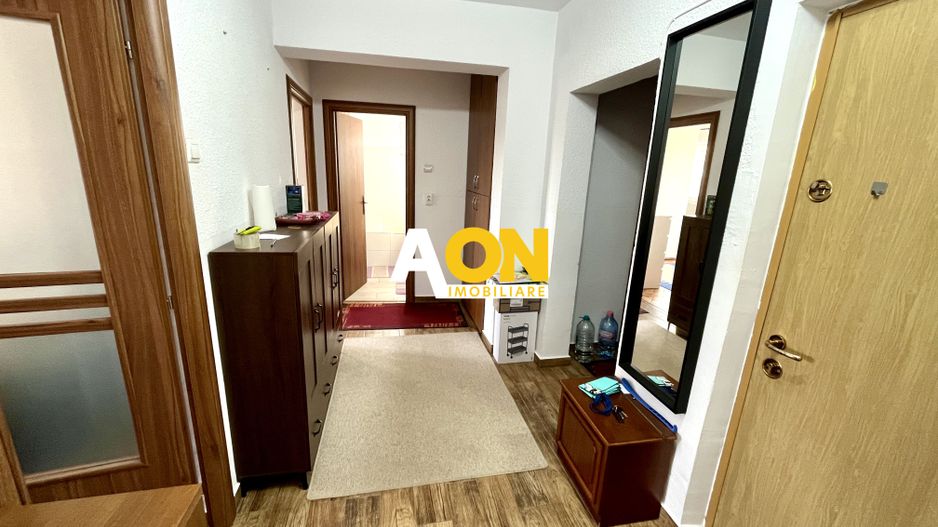 Apartament cu 3 Camere, Zona Mercur - Poză 12