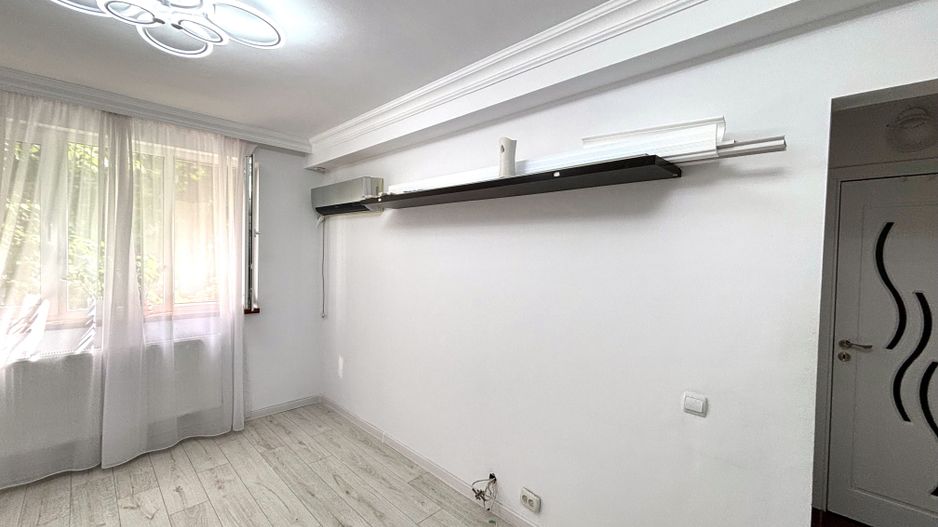 Apartament 3 camere Ozana – etaj 1, parcare inclusă, pet friendly, semi-mobilat - Poză 2
