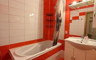 3 camere | 61 mp | Etaj 1 | Mobilat complet | Gata de mutat | Strand - Poză 15